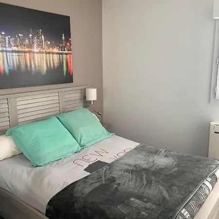 Le Cocon De La Garrigue 아그