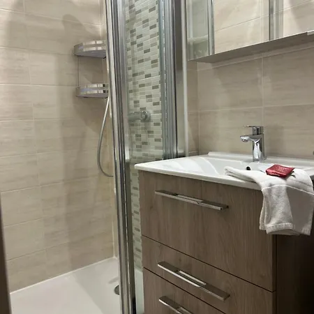 Le Cocon De La Garrigue 아그